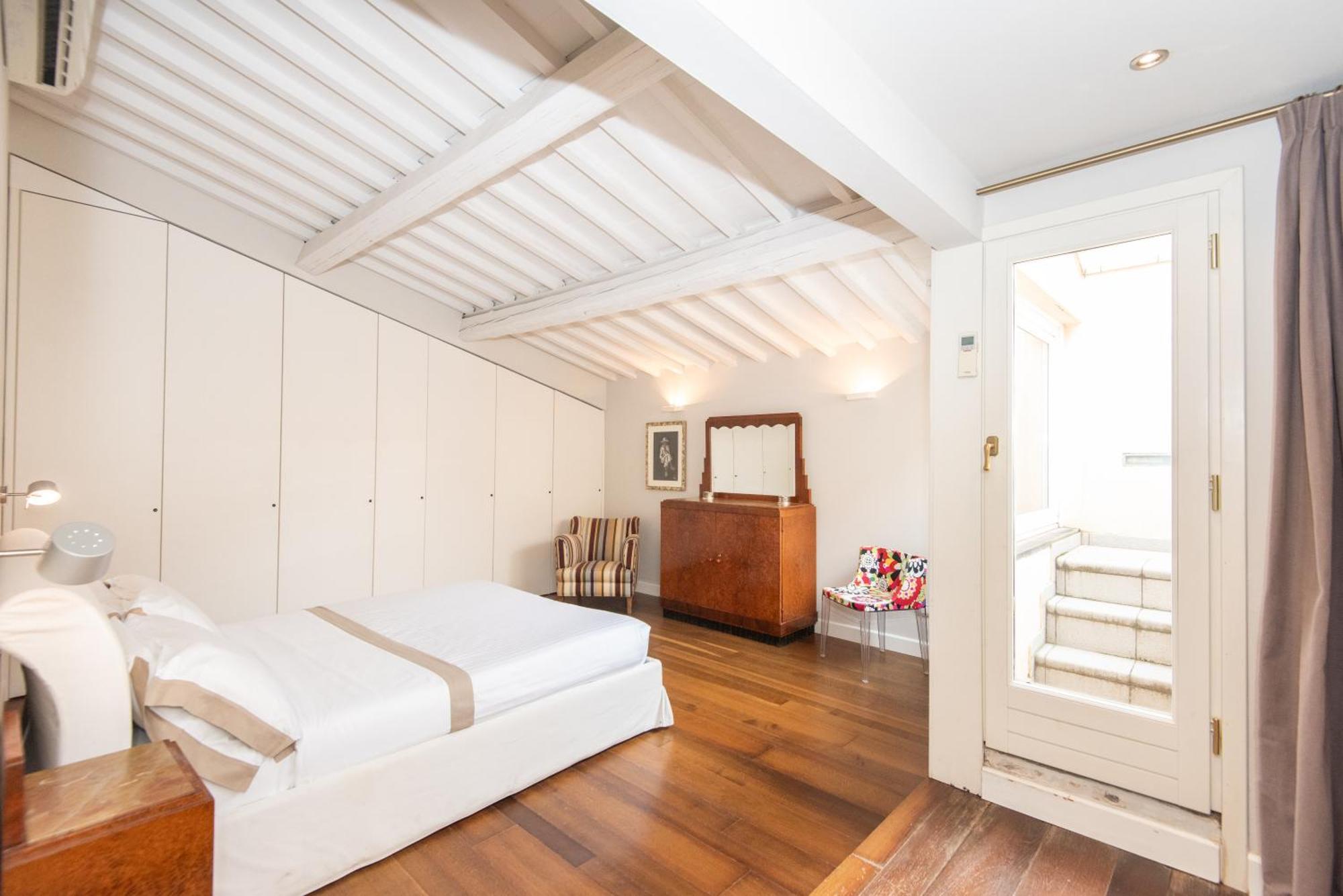 Ferienwohnung Giambologna Attic by Firenze Prestige Exterior foto